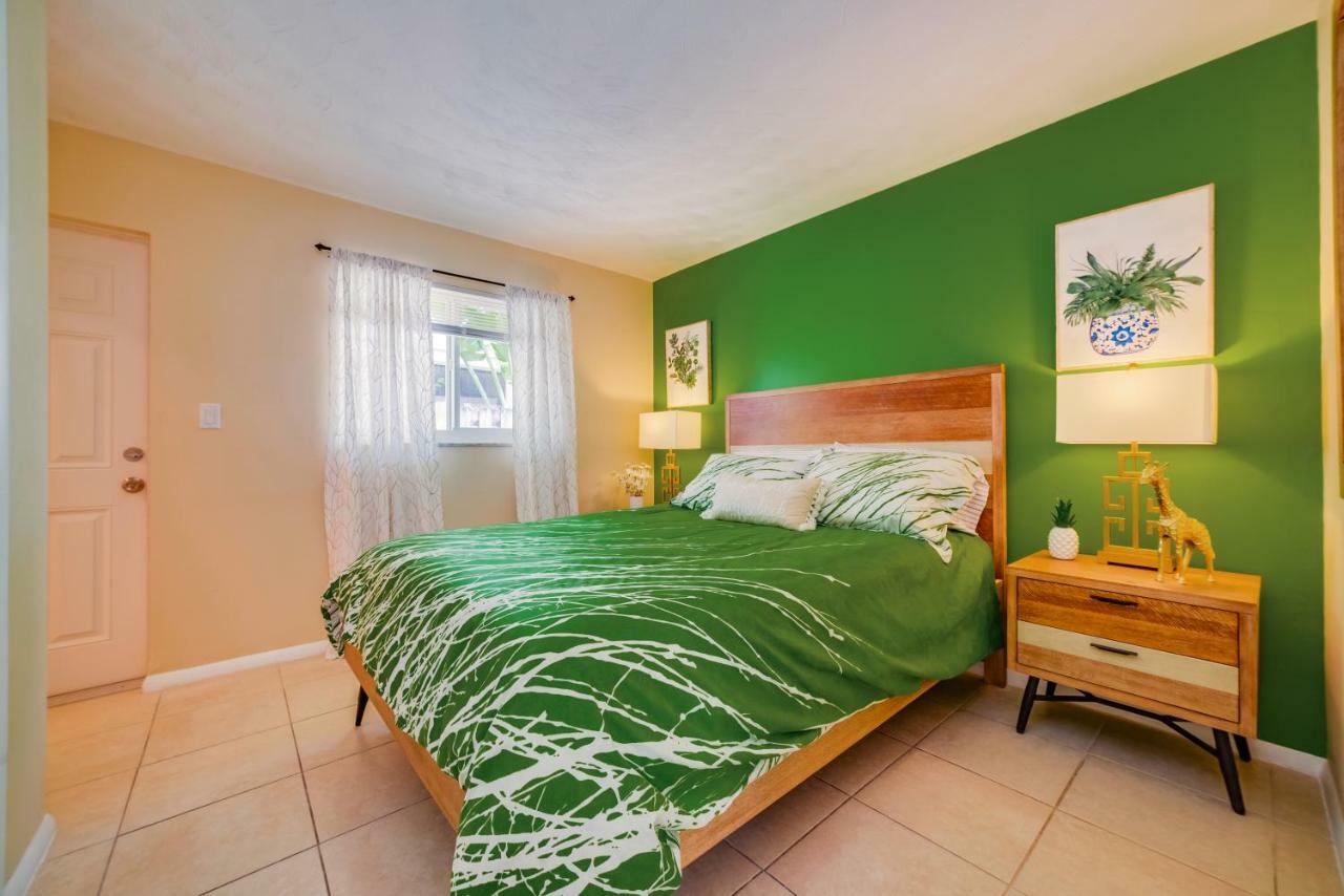 Beautiful Old Apartment With Beach Gear Fort Lauderdale Exterior foto